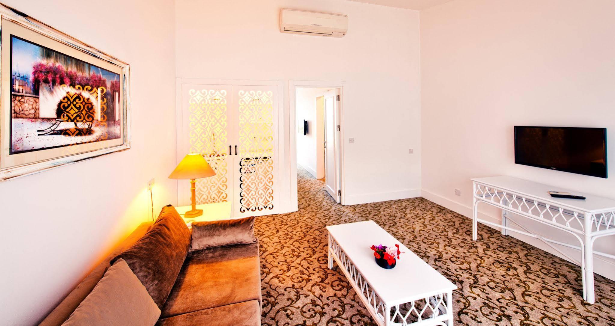 The Olive Tree Hotel Agios Epiktitos Habitación foto
