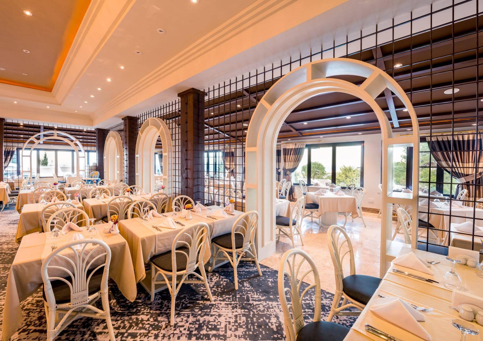The Olive Tree Hotel Agios Epiktitos Facilidades foto